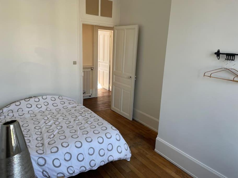 Ferienwohnung La Vie Dijonnaise Exterior foto